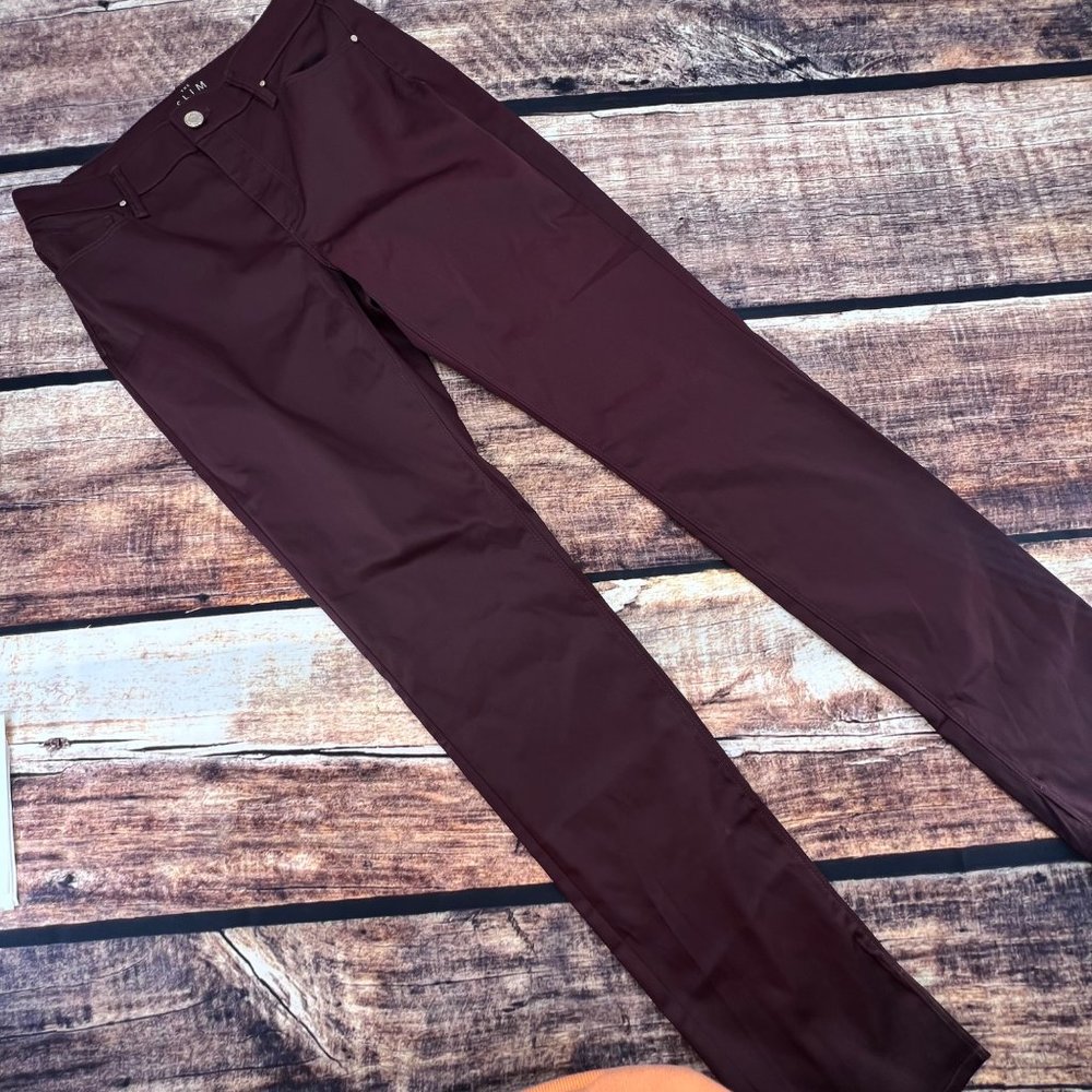 White House Black Market Burgundy Skinny Pants - Picture 7 of 10